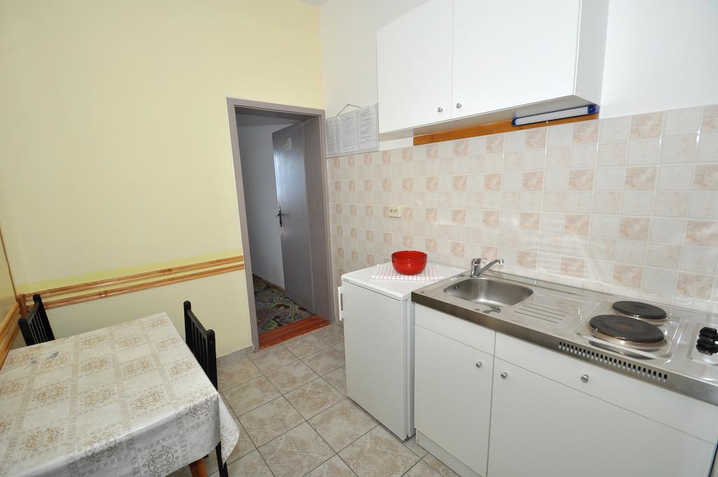 Apartments Davor Ceko Jesenice  Quarto foto